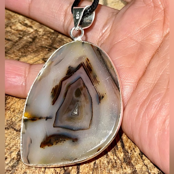 Montana Fire Agate Pendant 2 1/2” - Picture 4 of 7